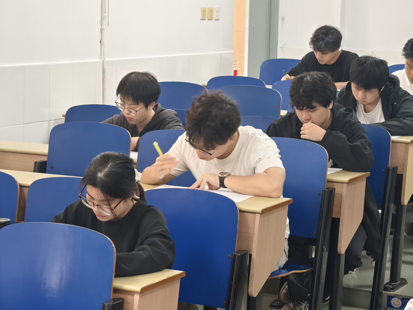 MK体育官网