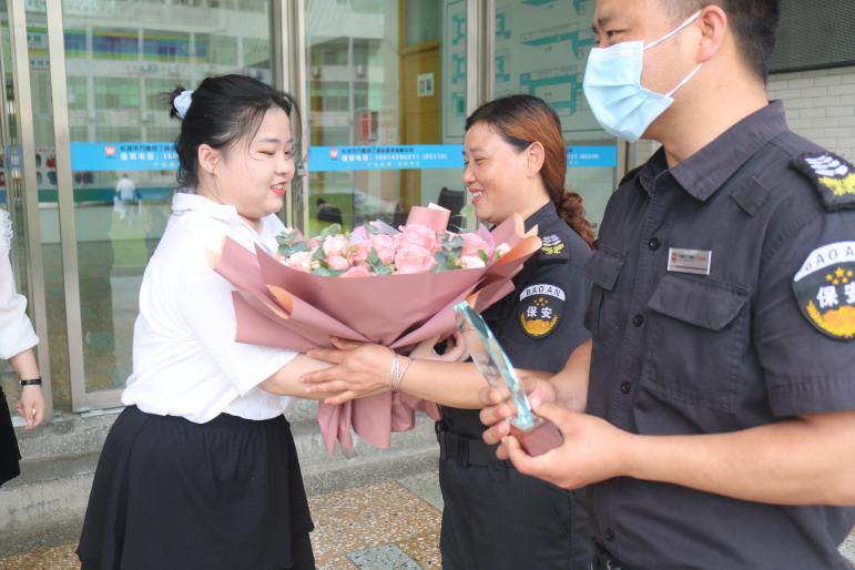 MK体育官网