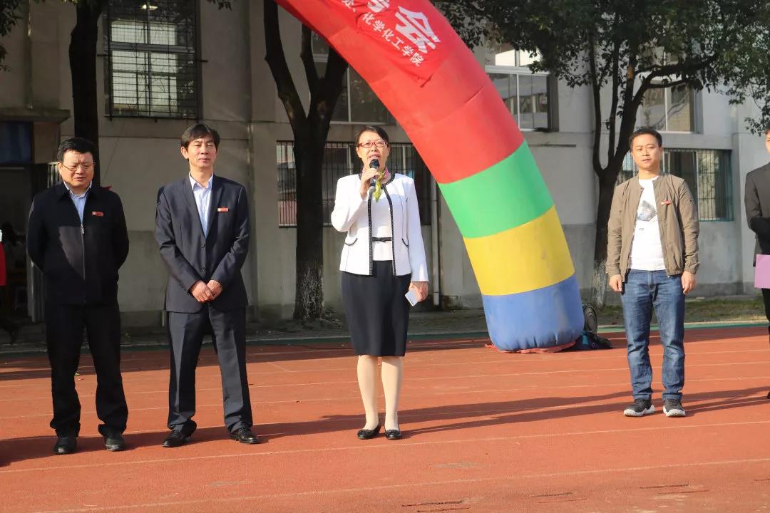 MK体育官网