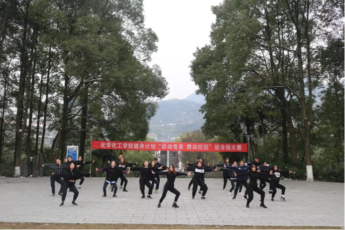 MK体育官网